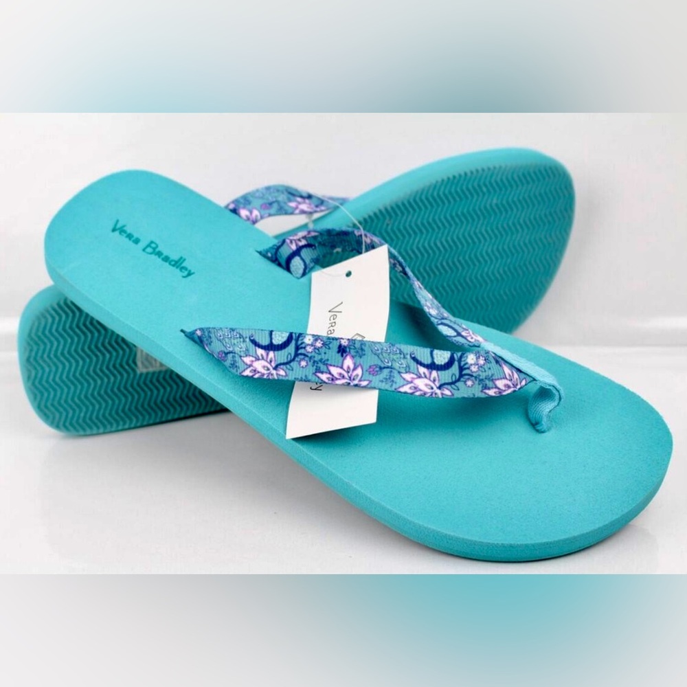 VERA BRADLEY WEBBING STRAP FLIP FLOPS in "PEACOCK GARDEN" SIZE LARGE